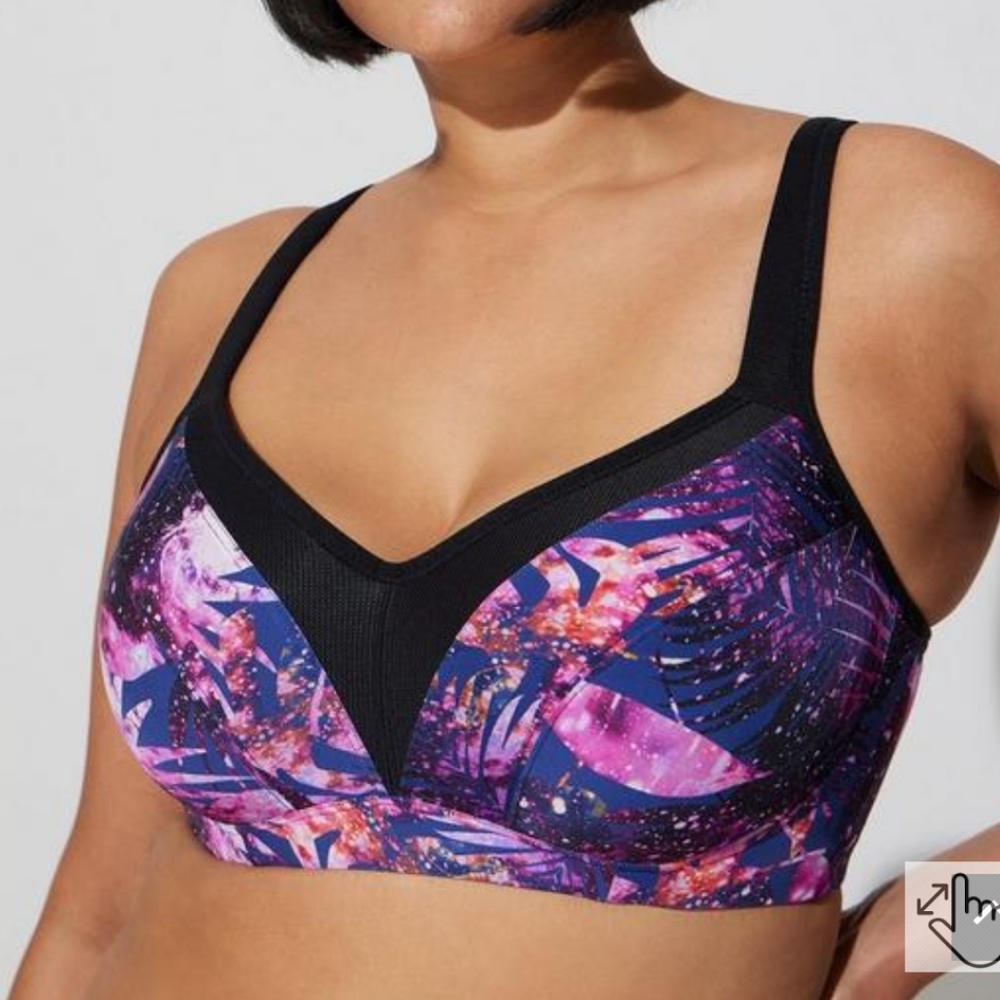 Mid Impact Underwire Sports Bra 42DD
